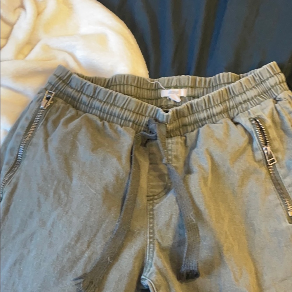 pants - Picture 2 of 3